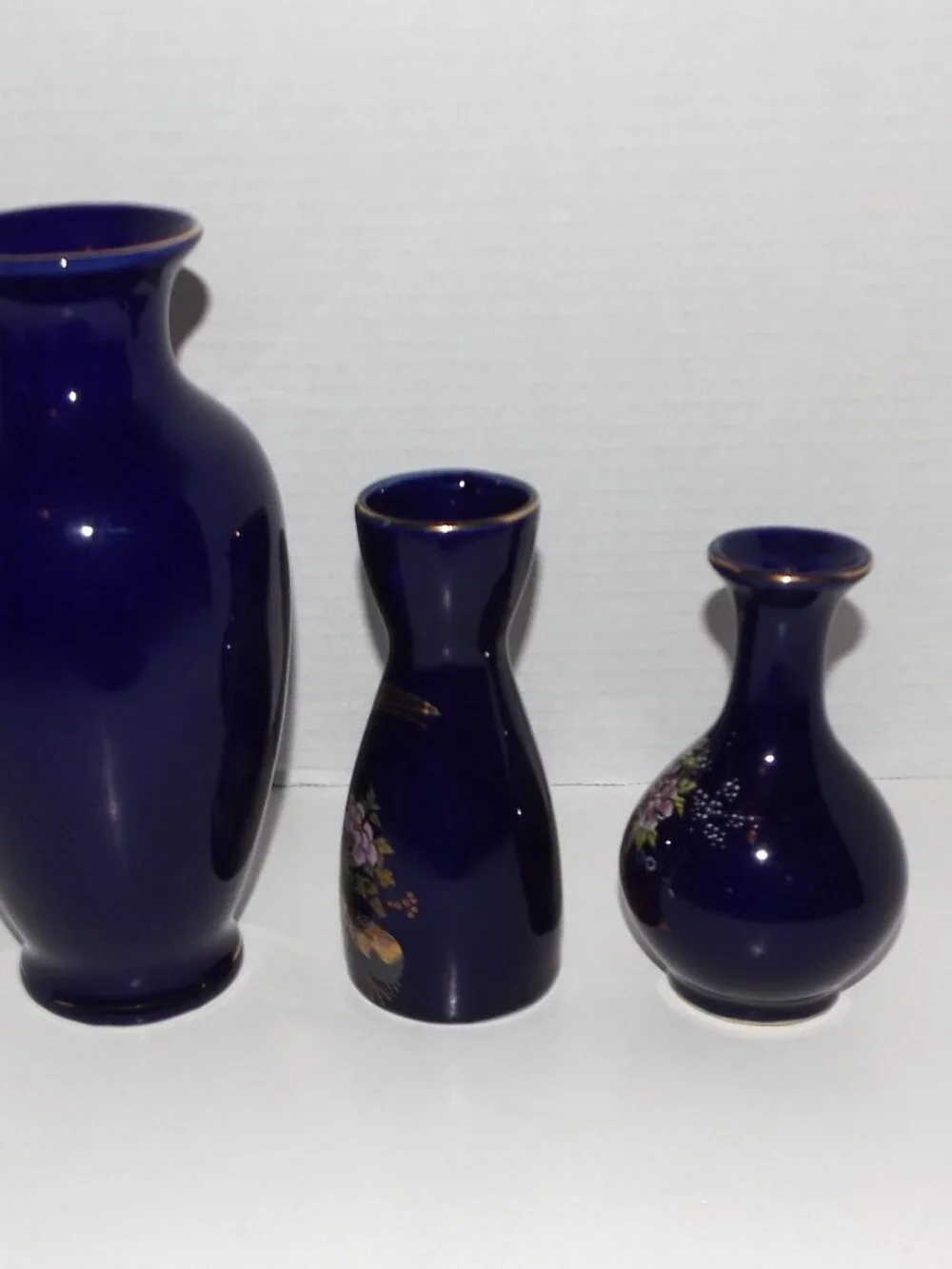 3 Vintage Japanese Porcelain Cobalt Blue Painted Vases Kutani Gilt Trim